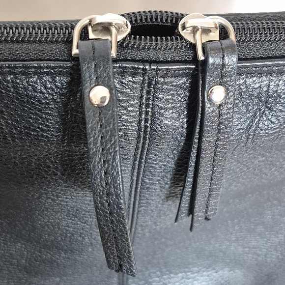 Latico Black Leather Laptop Bag - Picture 8 of 16
